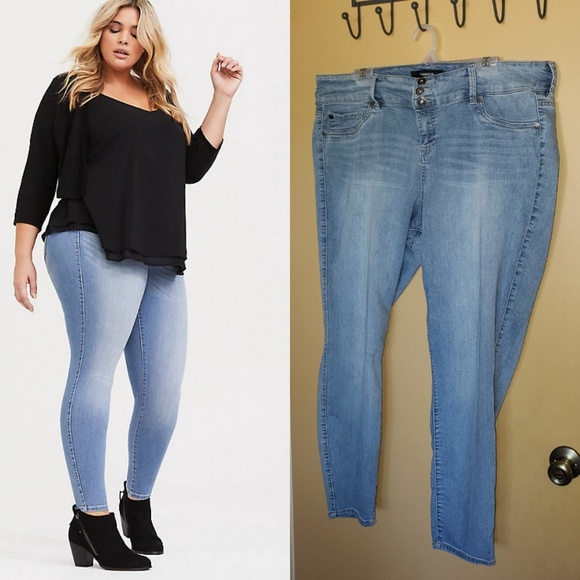 Torrid Denim - Torrid size 22R light wash mid rise jeggings